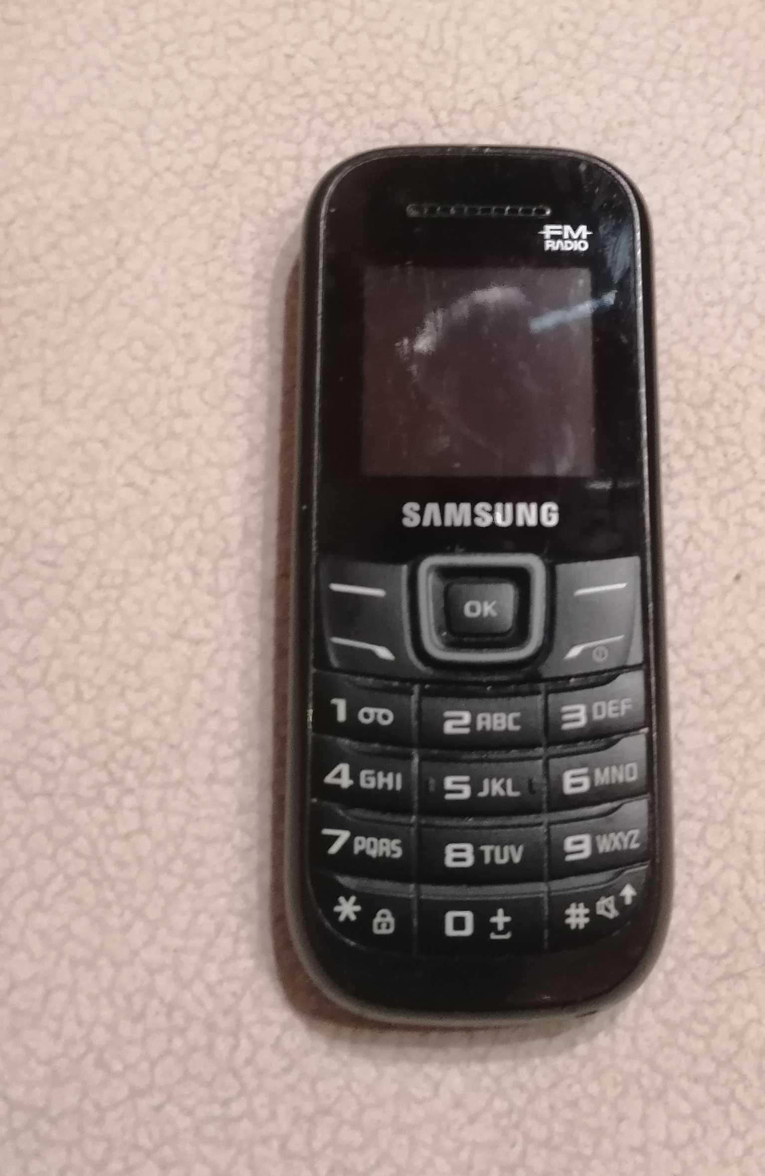 Telefon Samsung GT E1200
