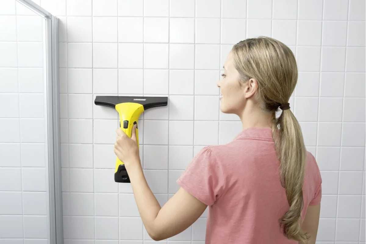 пилосос віконний акумуляторний Karcher WV 2 Plus