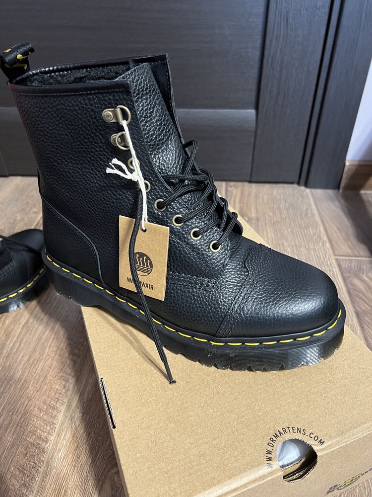 dr. martens 1460