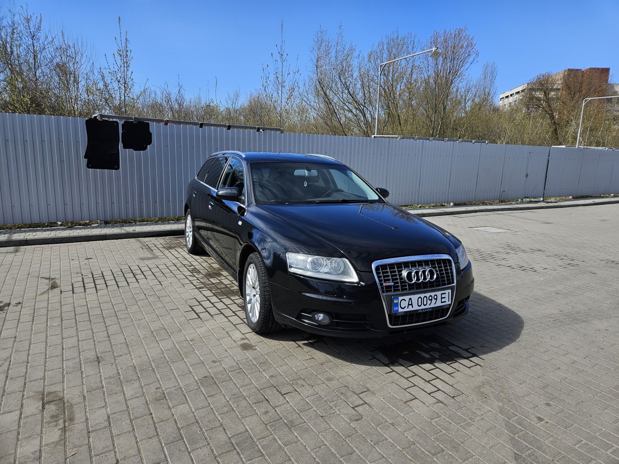 Продам AUDI A6 C6