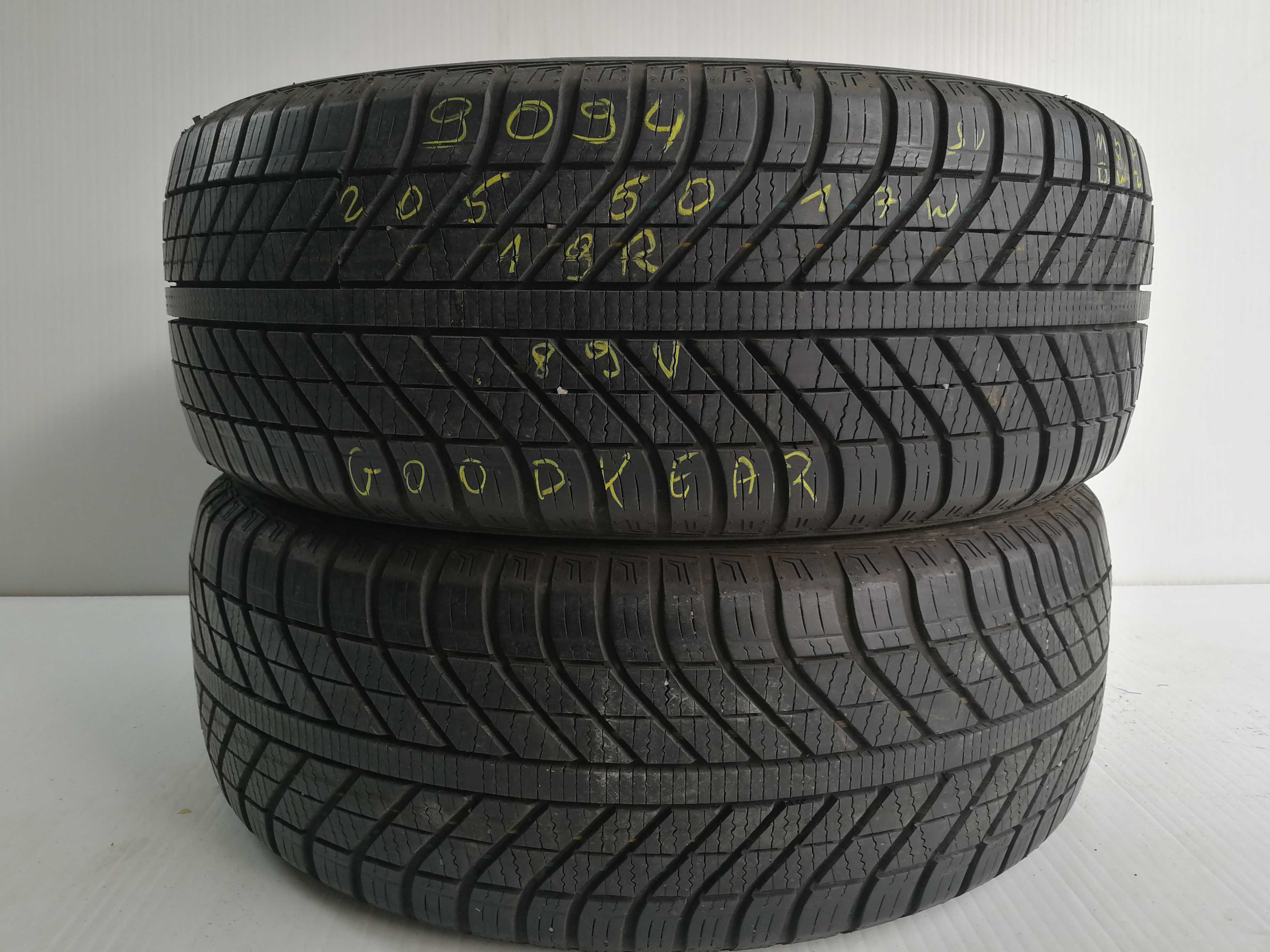 Całoroczne Goodyear Vector 4 Seasons 205/50r17 89V N9094