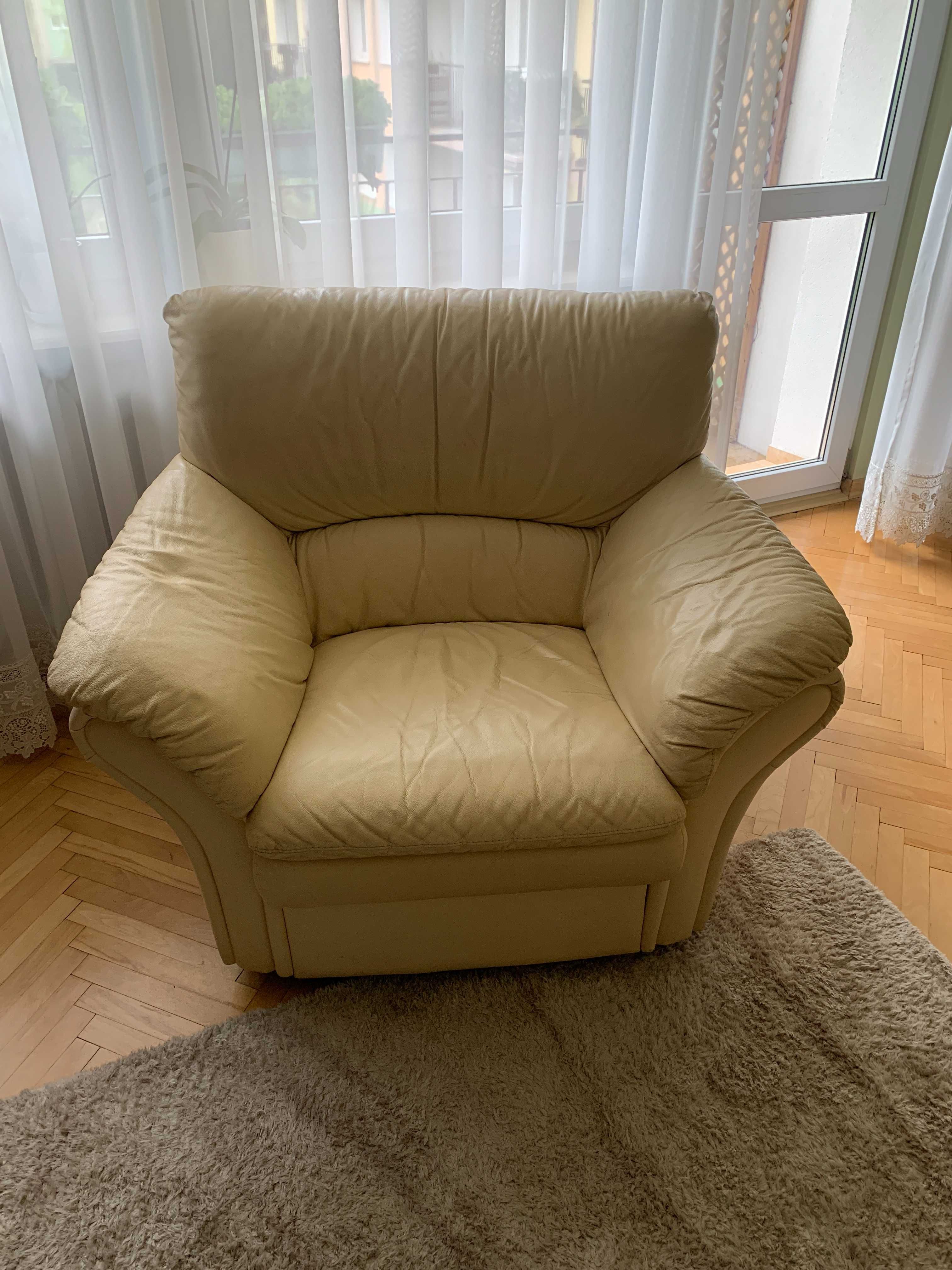 Komplet skórzany ecru kanapa + fotel
