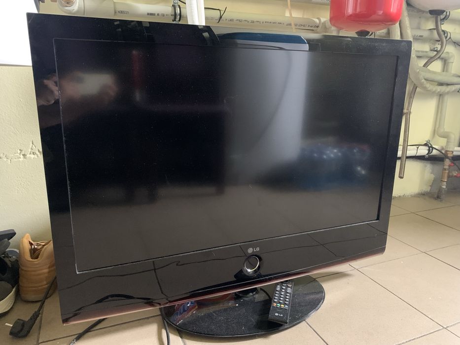 Telewizor LG 37 cali