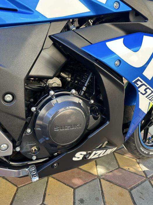 suzuki gsx-r 250 2021