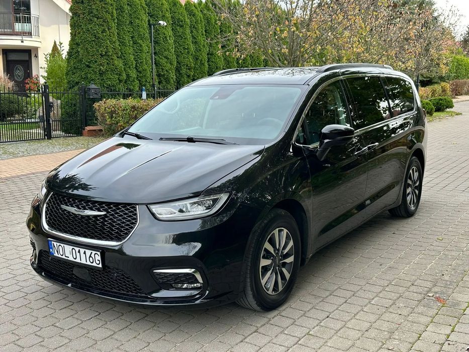 Chrysler Pacifica Chrysler Pacifica 8 osob odkurzacz kamery 360 serwis
