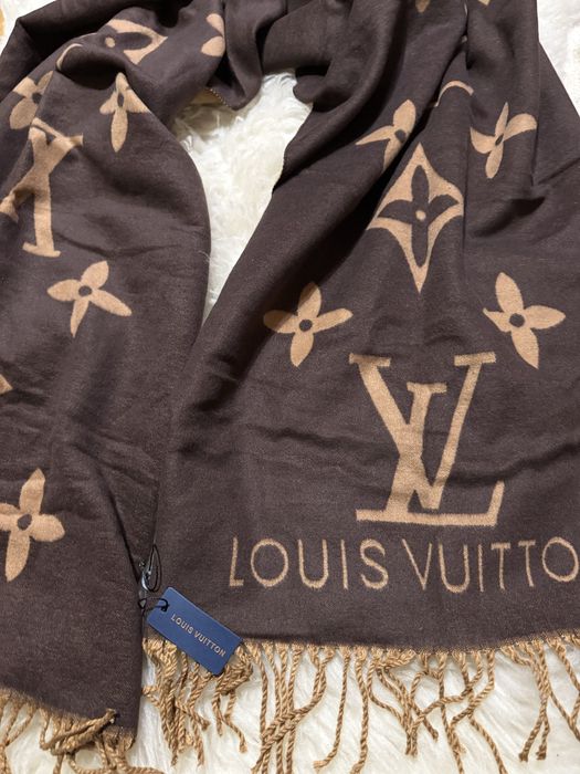 Piekny szal od ręki  LV czekolada