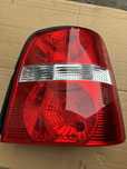 lampa prawy tył prawa tylna vw volkswagen touran 1 1T0 przedlift