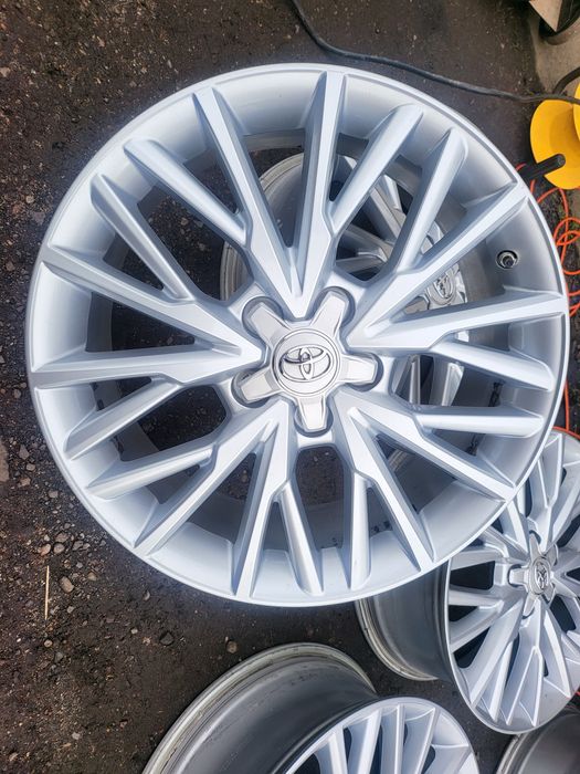 Alufelgi 18 Toyota CHR CH-R Auris Corolla Yaris Cross 5x114,3 TPMS