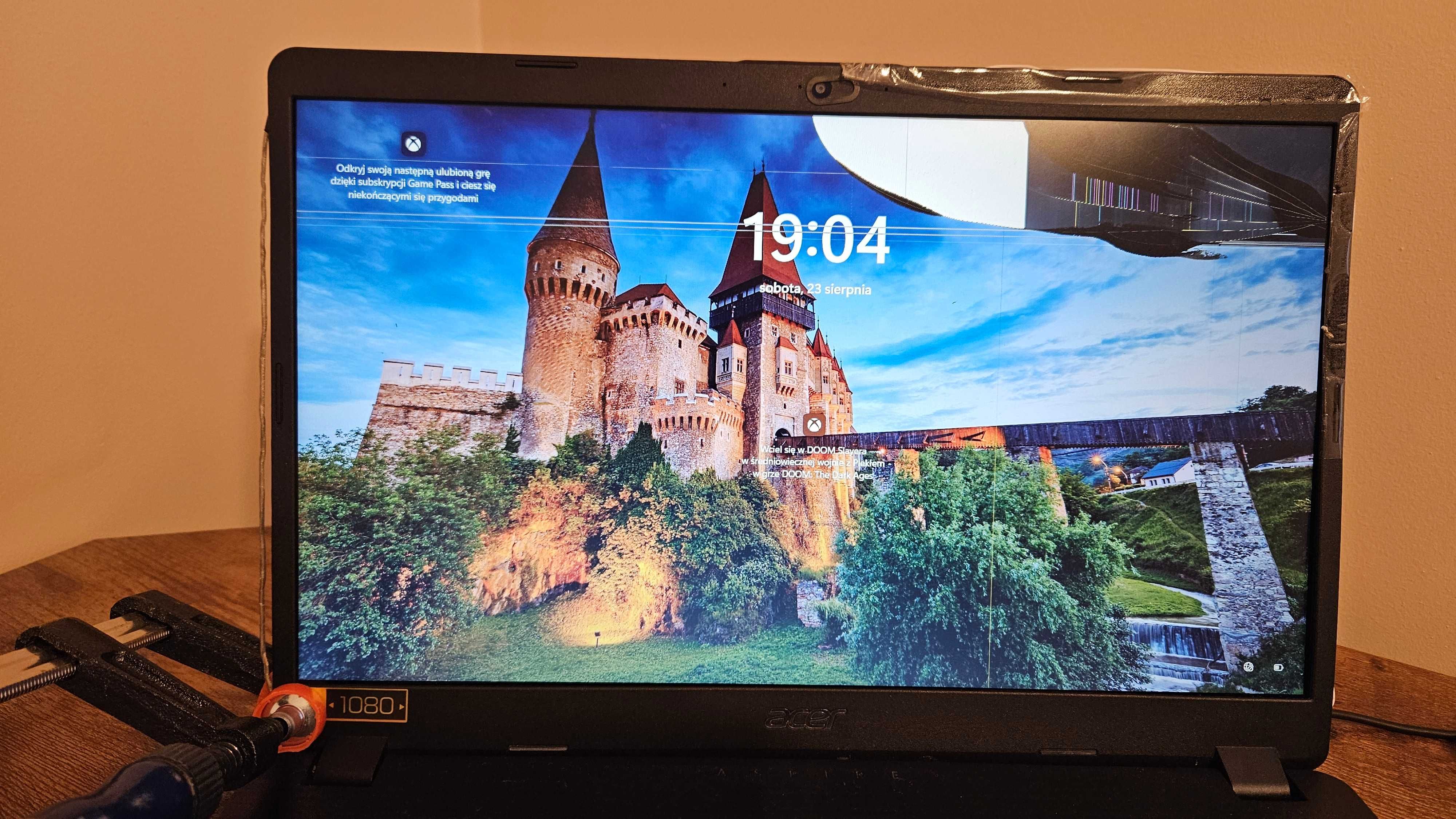 Laptop Aser Aspire A515-52 uszkodzona matryca