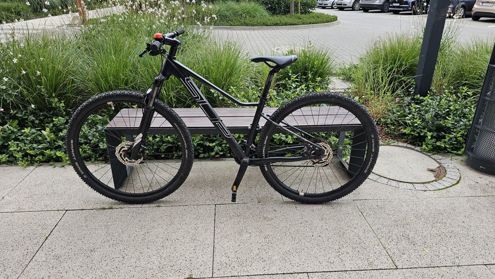 Rower MTB SUPERIOR XC 879 W, rama 16", koła 29", czarno-szary