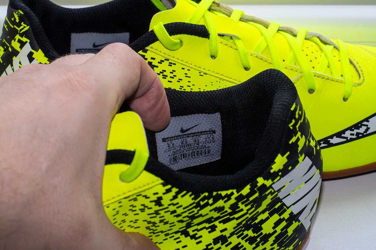 Футзалки, кросівки Nike BombaX IC FG 826485-710 Green 42 р оригінал
