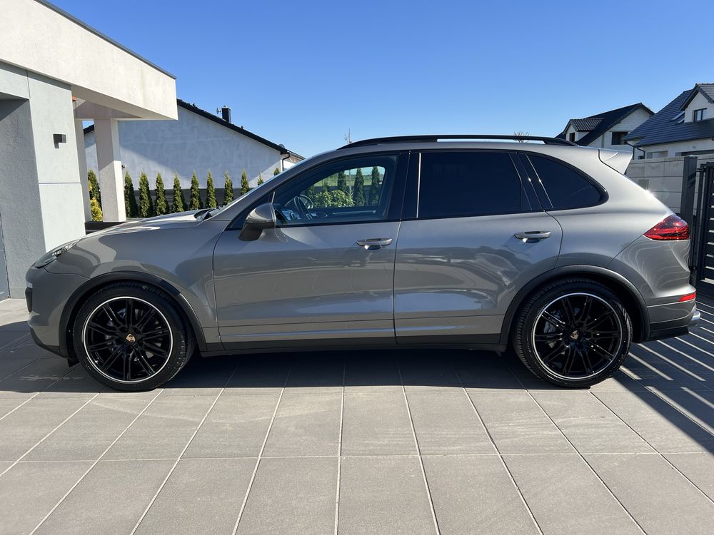Porsche Cayenne S 4.2 tdi hebasto radar pneumatyka kamera