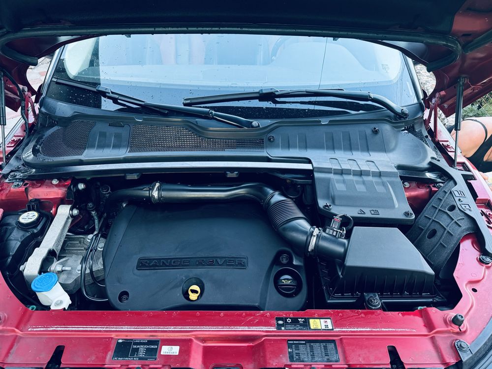 Продам в идеале LAND ROVER/Range Rover Evoque!!!