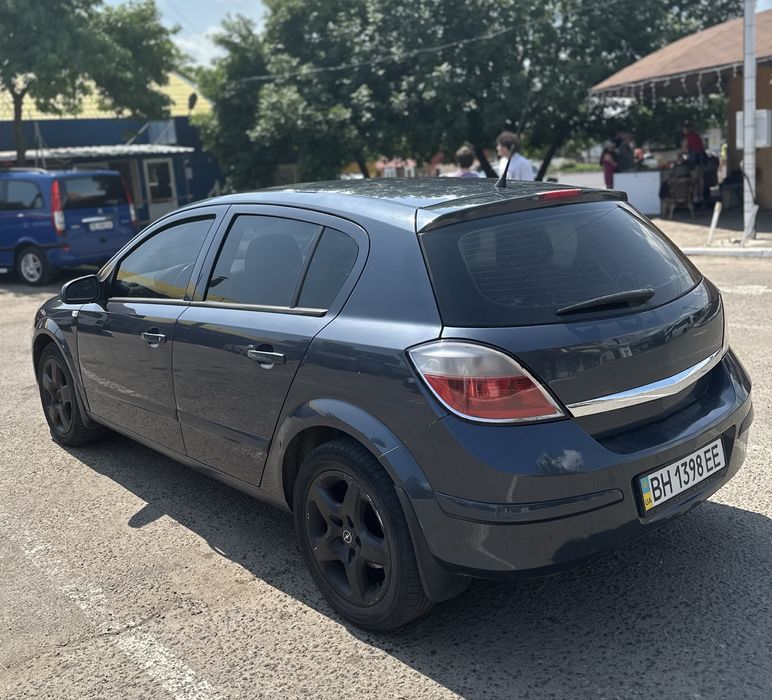 Продам Opel astra h 1.6 бенз