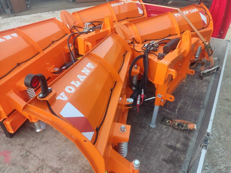 Pług śnieżny nowy Volant hydrauliczny składanyeuro/tuz  2,6-3,2 m