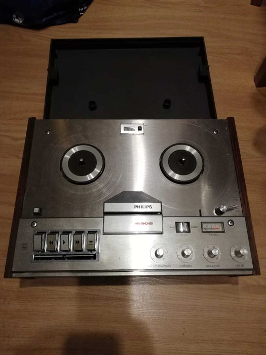 Leitor de Música de Fita PHILIPS 4308