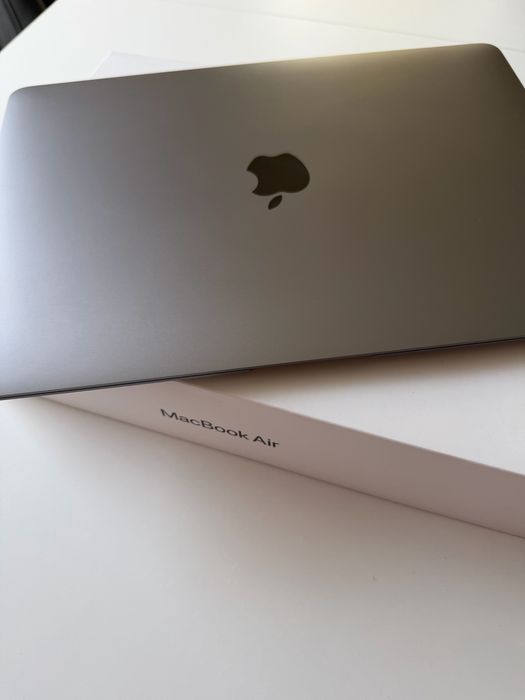 Laptop Apple MacBook Air M1 256gb, 8GB RAM