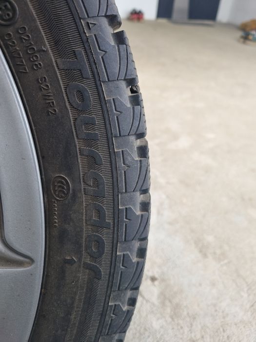Opony zimowe 225/45/17 felgi 17 5x112
