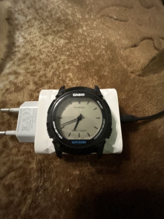 Годинник kasio abx20. Потребує заміни батарейки і ремінця