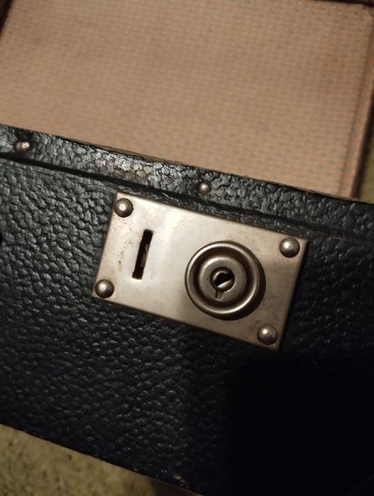 Walizka torba podróżna sprawna lata 50/60 PRL rekwizyt