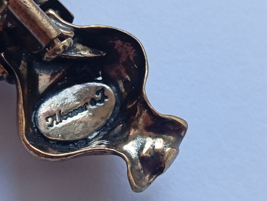 Брошь  Букет Alcozer & J, Италия , позолота, коралл, рубин, стразы.