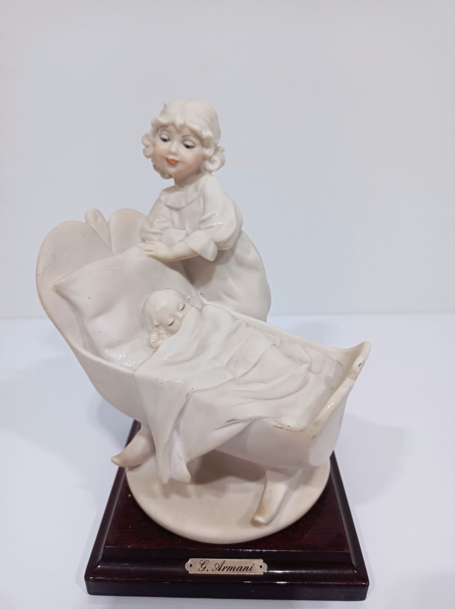 Macierzyństwo.Gioseppe Armani,figurka porcelanowa .