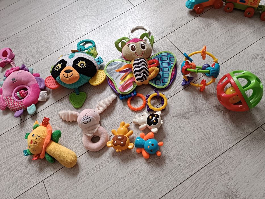 Zestaw 11 zabawek sensorycznych dla niemowląt paka stan idealny