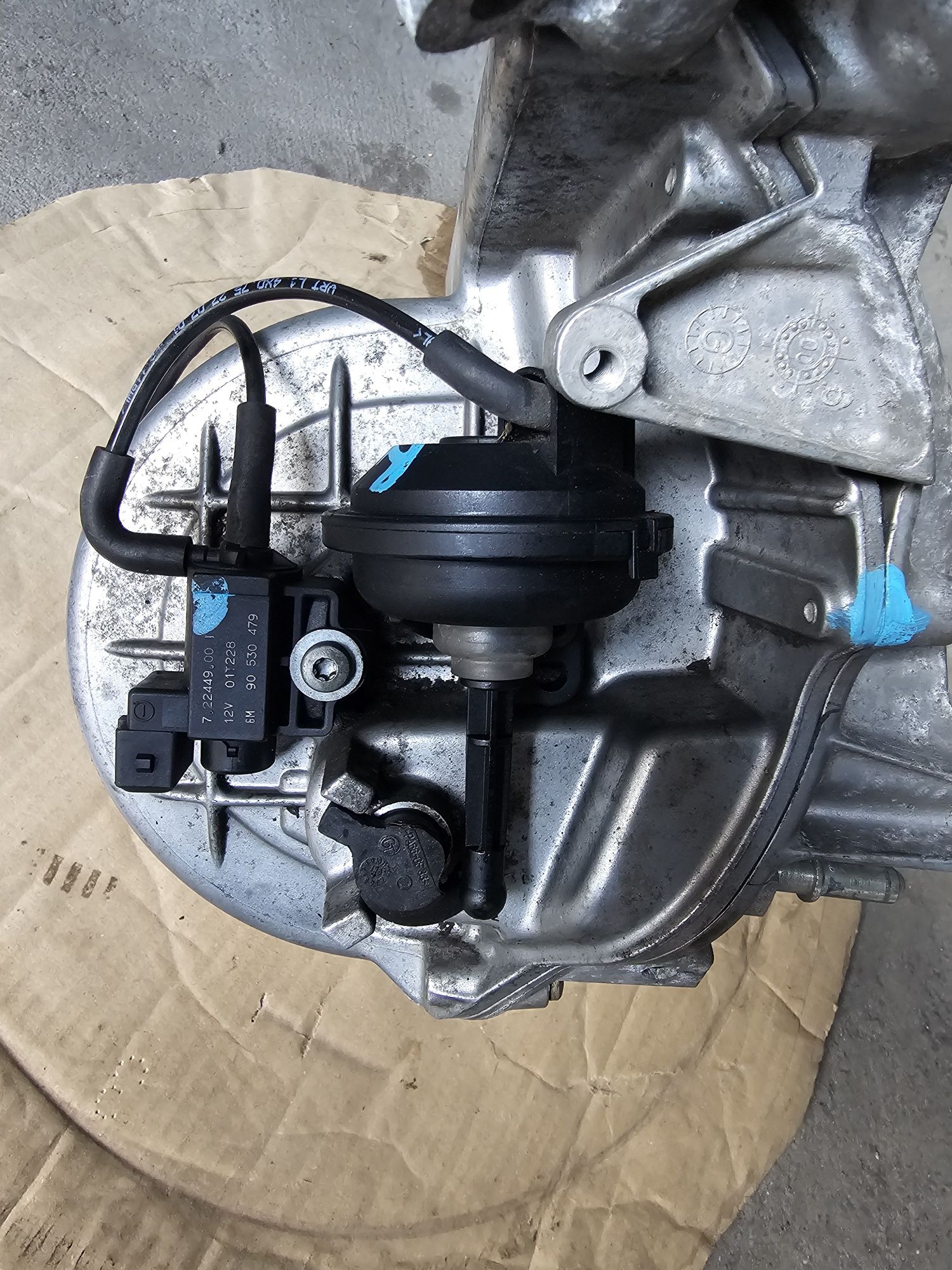 Колектор впускной opel Vectra, Signum, Опель Вектра Ц 1.8