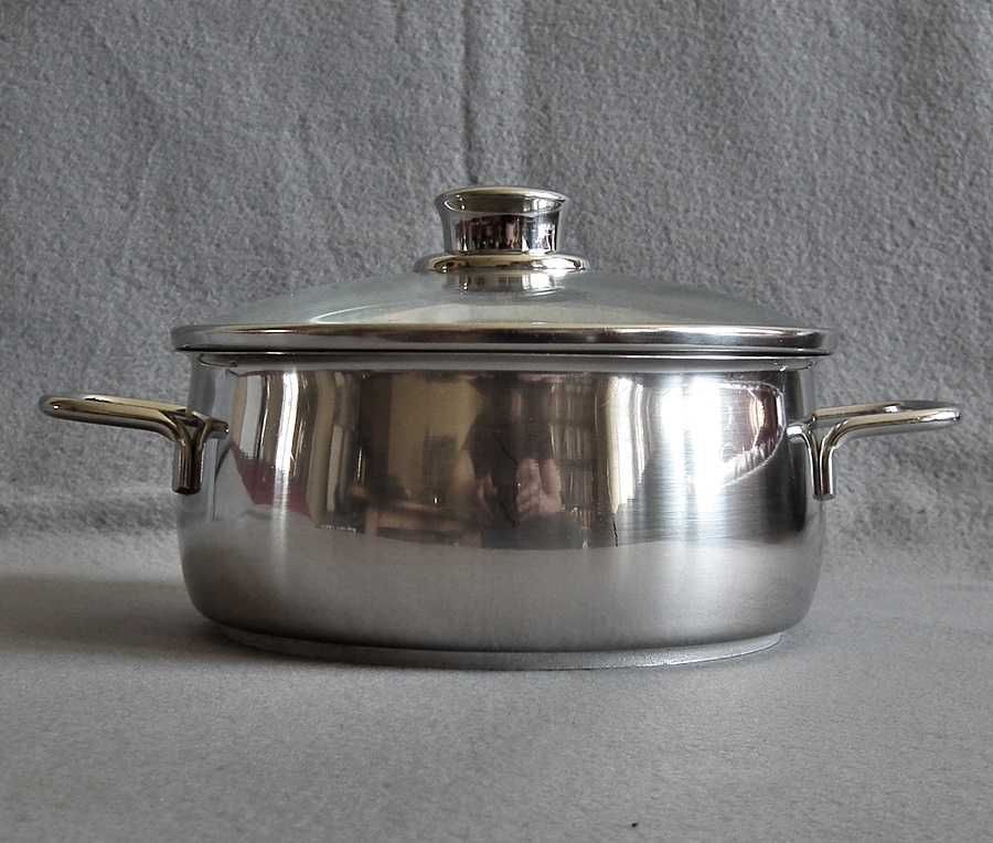 Niemiecki garnek WMF Diadem 20cm o pojemności 2,5l