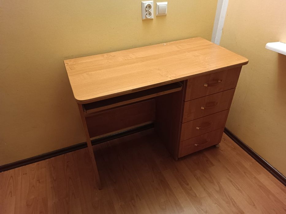 Rożne meble do oddania - zdjecia w ogloszeniu