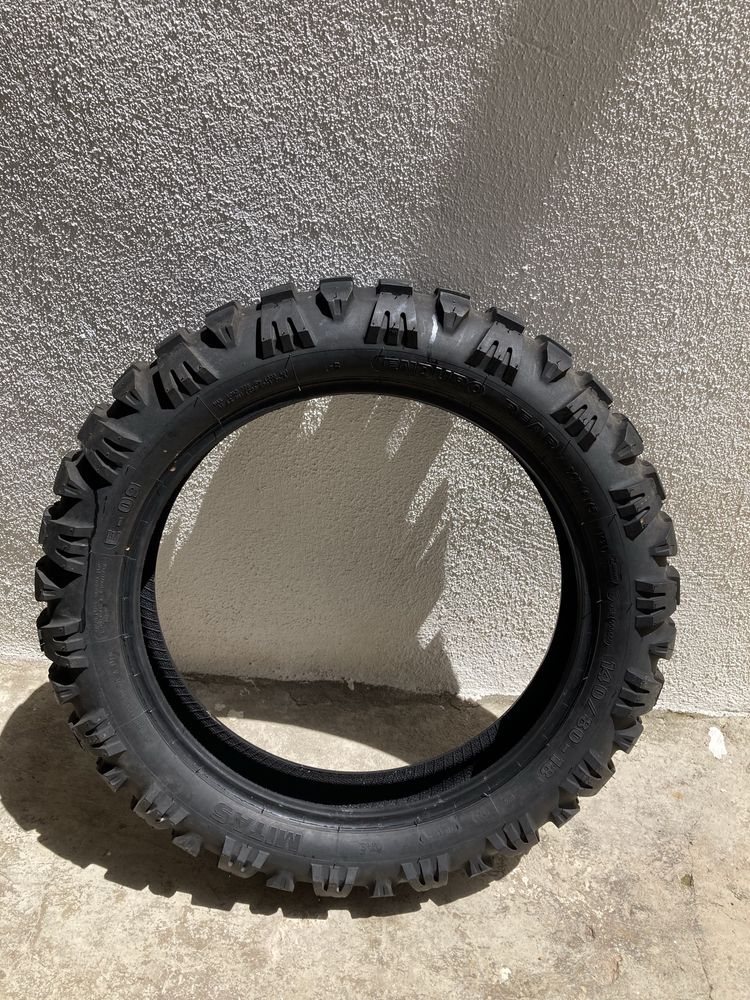 Par de pneus para motos