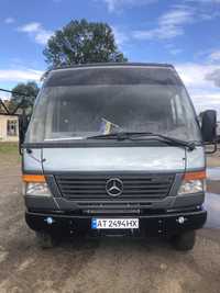 Mercedes-Benz 815 Vario