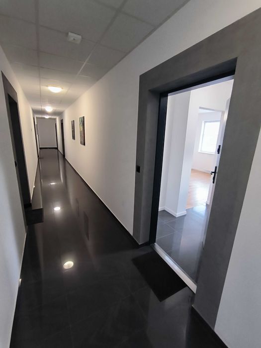 Nowoczesny, zadbany lokal użytkowy do wynajęcia – Mosina - 35m2.