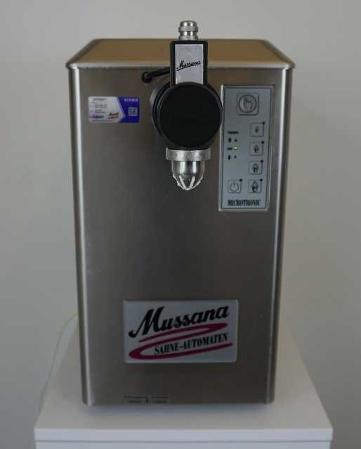 Automat Maszyna Bitej Śmietany Mussana Lady Microtronic 6 litrów