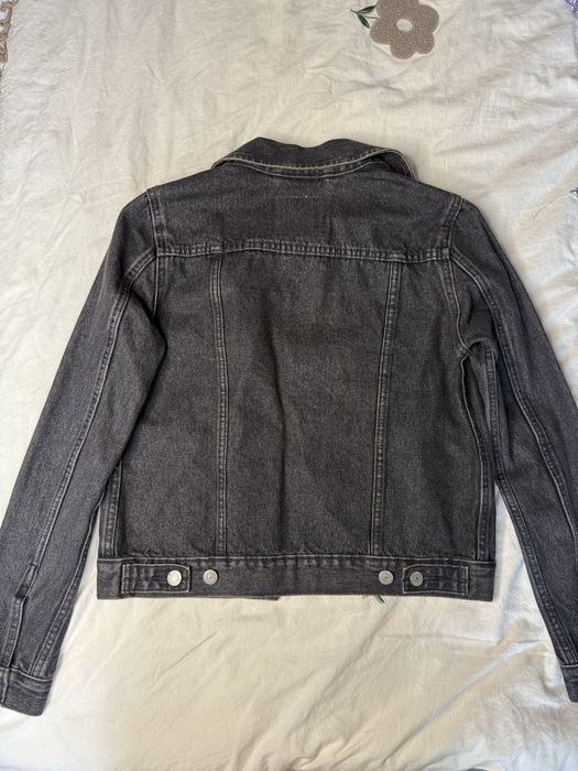 Жіночий джинсовий піджак