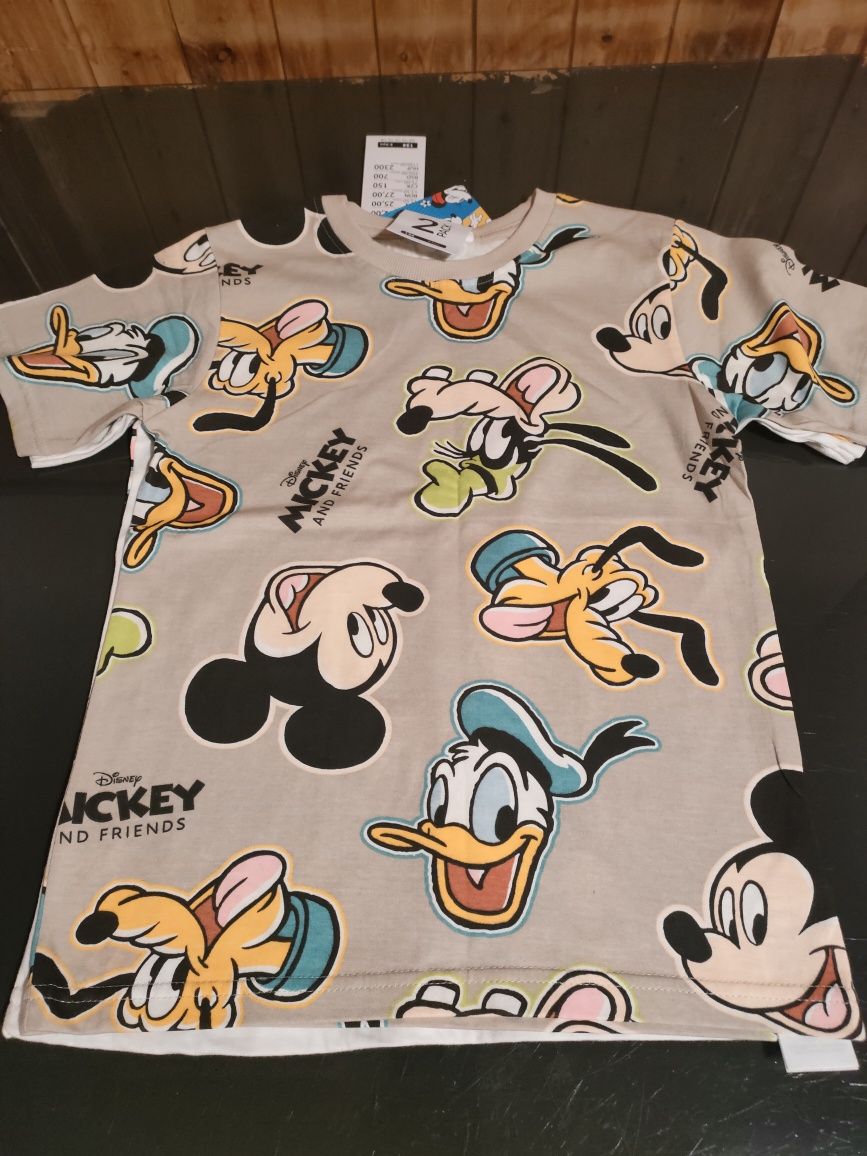 Koszulki rozmiar 134 Disney