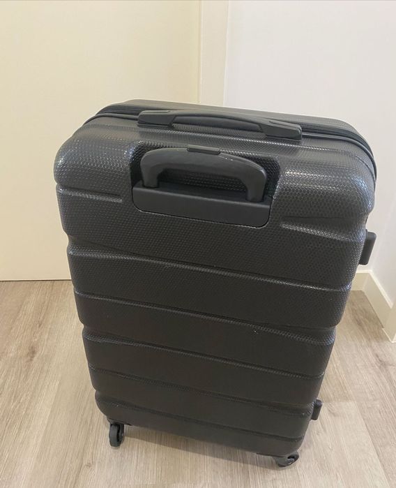 Mala de viagem preta