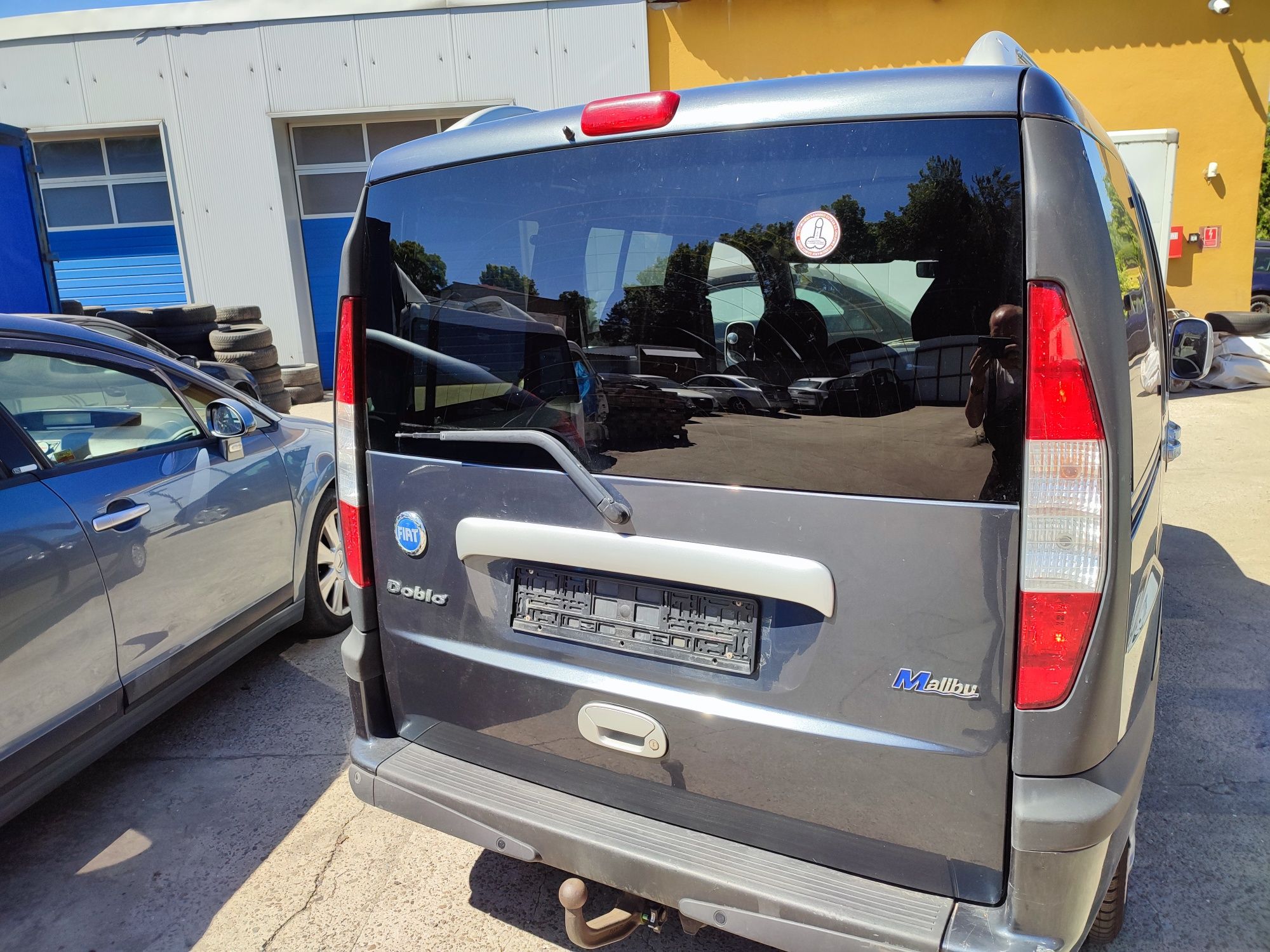 Fiat Doblo Malibu 01-06 zderzak tył tylny