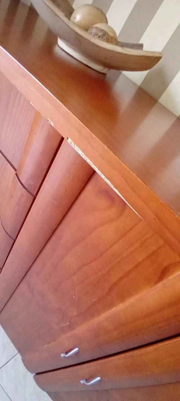 Aparador sala em cerejeira usado