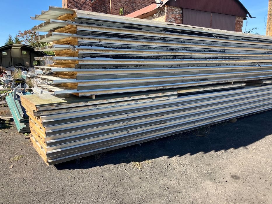 Płyta warstwowa obornicka grub 60 mm  11,2 m  długie 80 m2 używana