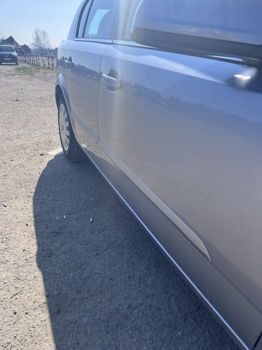 Авто Опель Астра