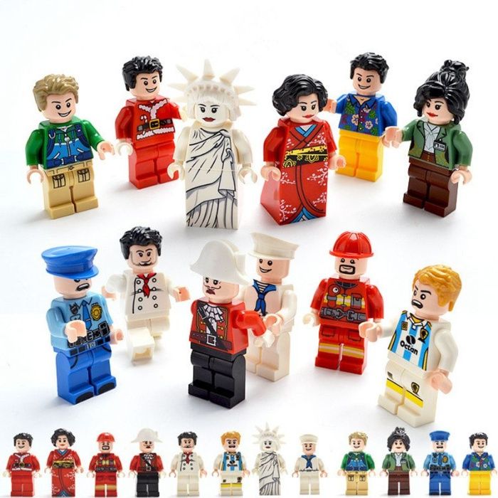 Figura tipo Lego várias personagens - ver outras fotos