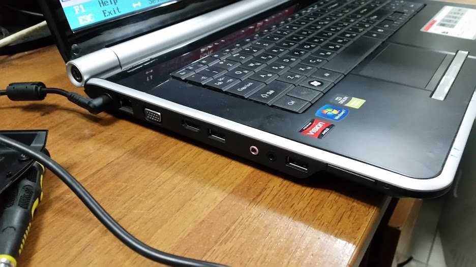 Ноутбук Packard Bell EasyNote LJ71