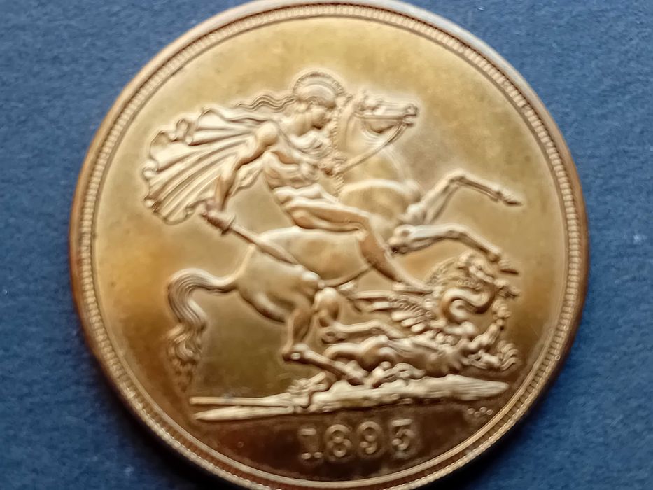 libra 1893 Rainha Vitória 28grs. prata, banhada a ouro
