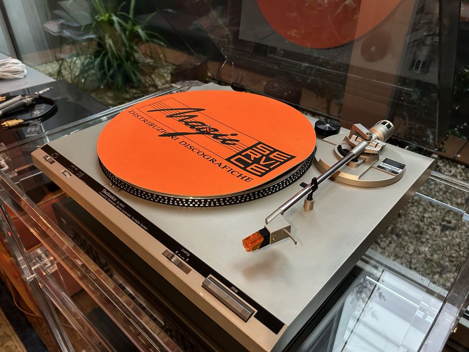 Gira discos Technics SL-B200 em excelente estado e agulha nova