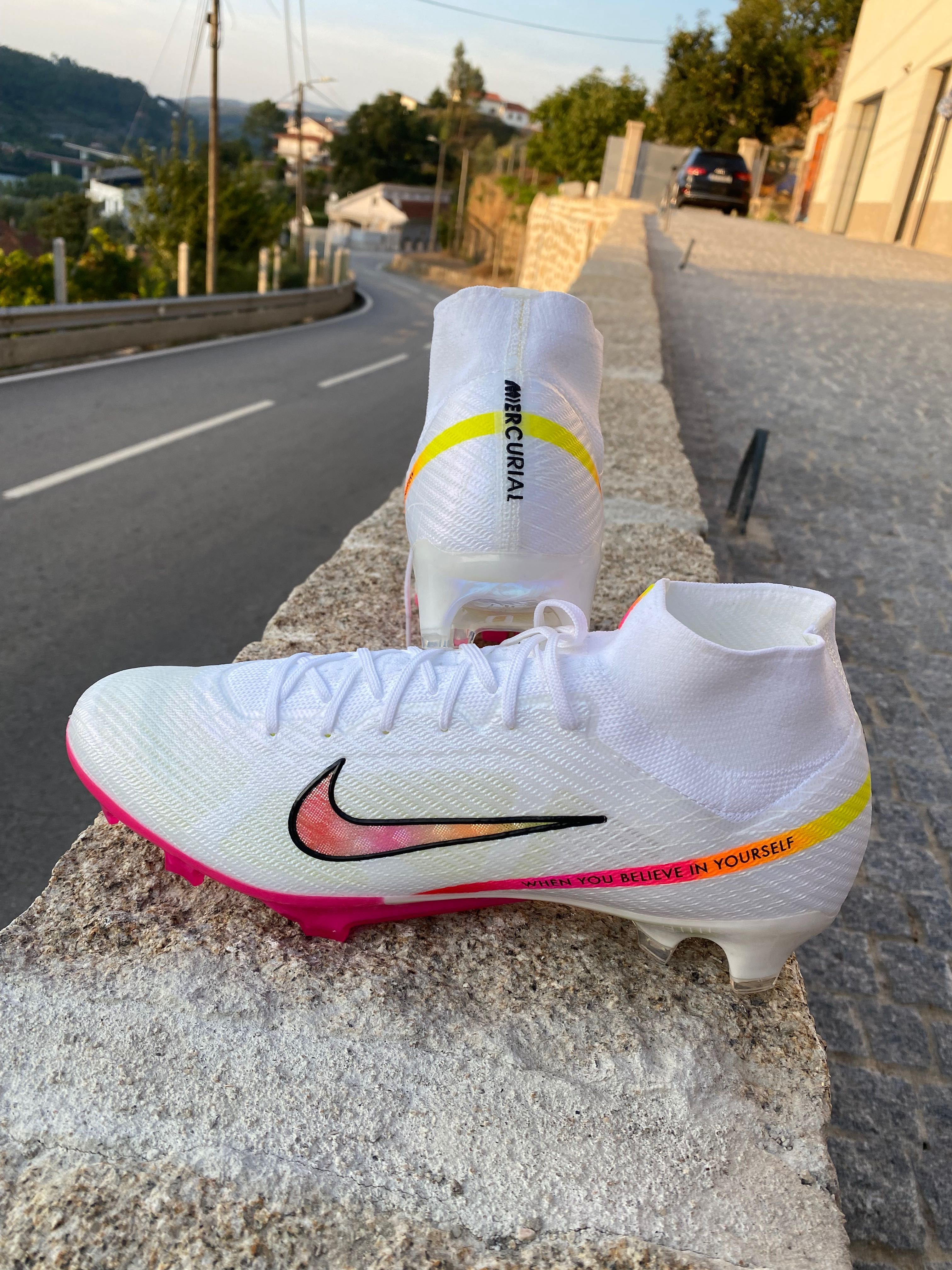Chuteiras Nike Mercurial