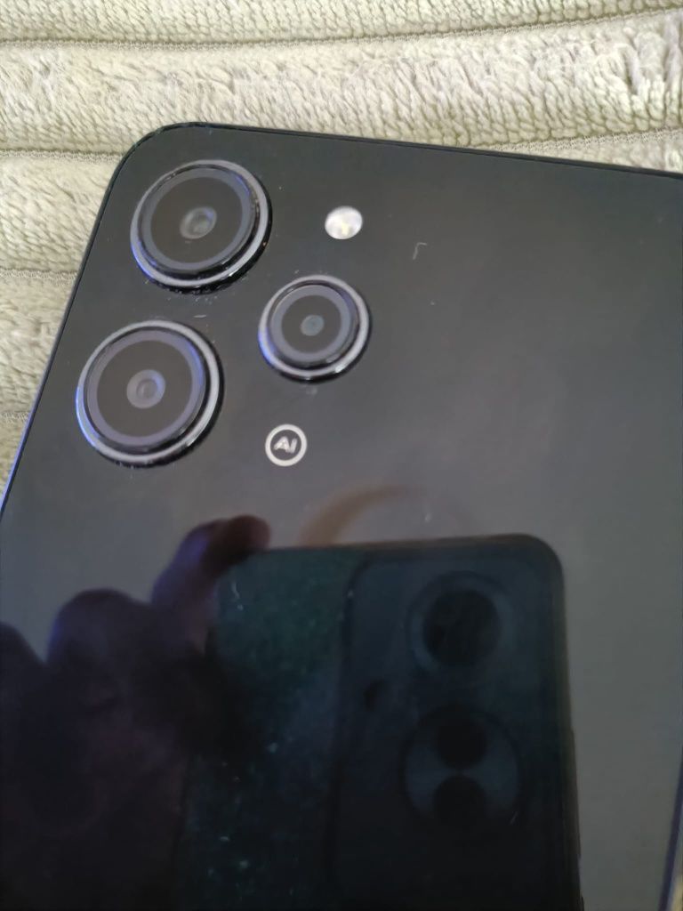 Redmin 12 256 GB