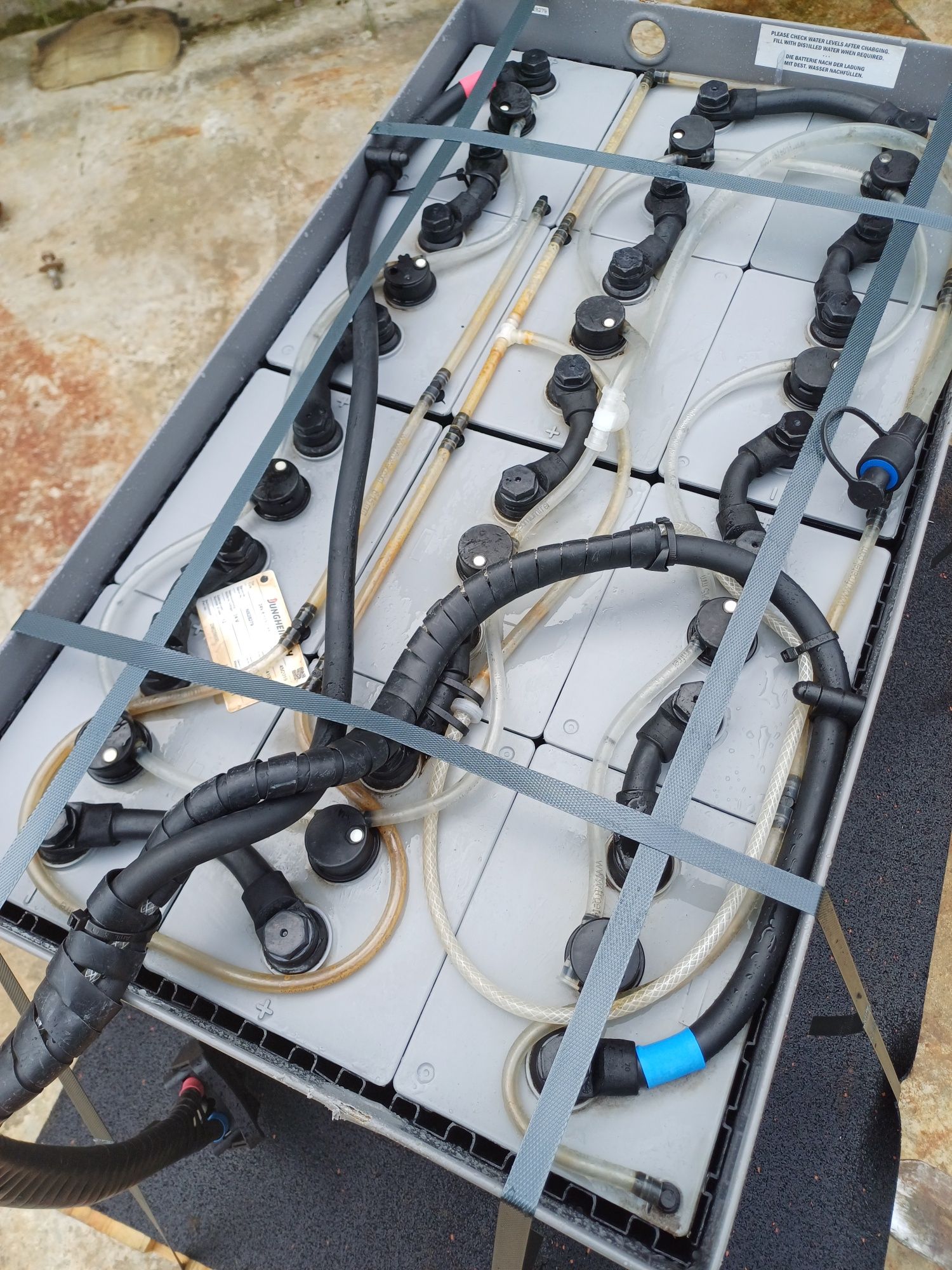 Bateria trakcyjna 48V 24V 500ah 625ah 750ah 775Ah Linde  E16 e14 Still