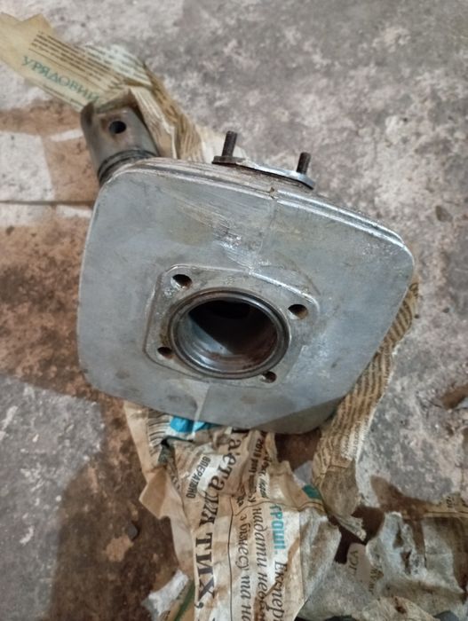 Циліндр мопед карпати