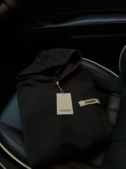 Худи Jacquemus с капюшоном